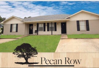 Building Photo - Monthly Paid Rent