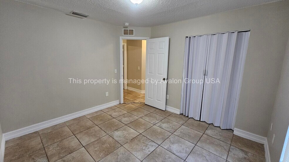 Building Photo - 2373 Broadway Ave