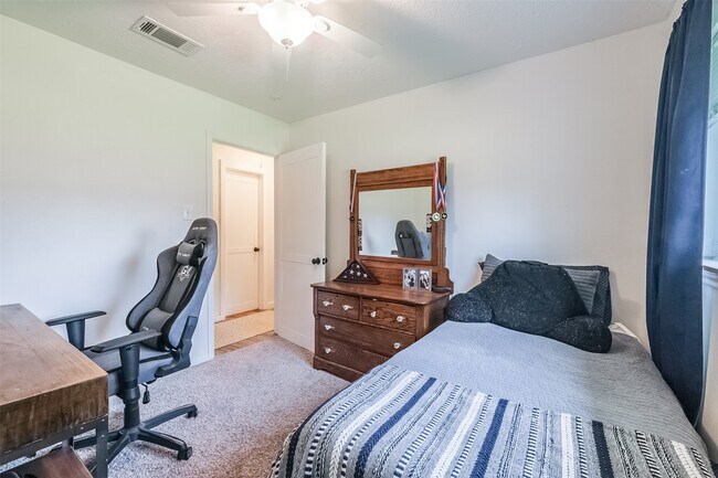 Building Photo - 1538 Park Meadow Dr