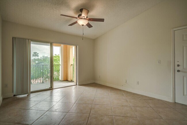 Building Photo - 103 Yacht Club Way