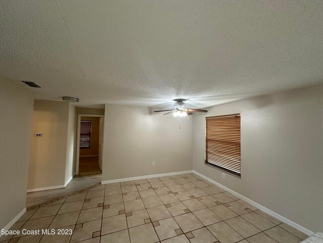 Building Photo - 4305 Fay Blvd