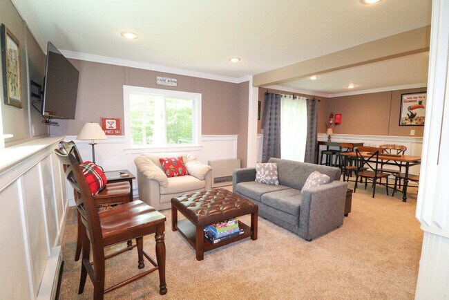 Building Photo - 32 Attitash Loop