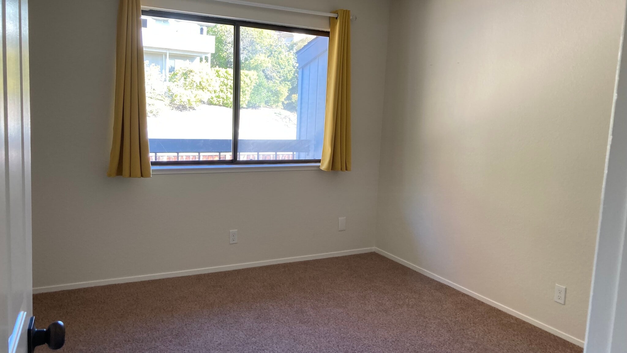 Building Photo - 2831 Casa de Vida Dr