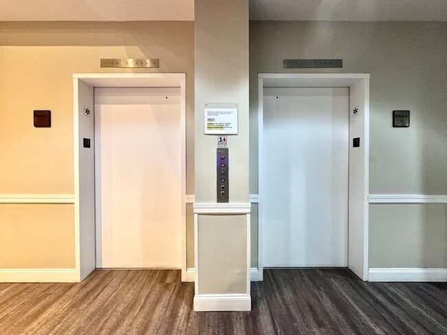 Building Photo - 4 Bishop St