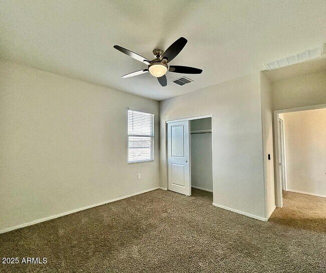 Building Photo - 18906 W Woodlands Ave