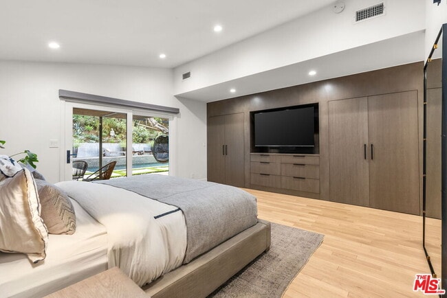 Building Photo - 3355 Alana Dr