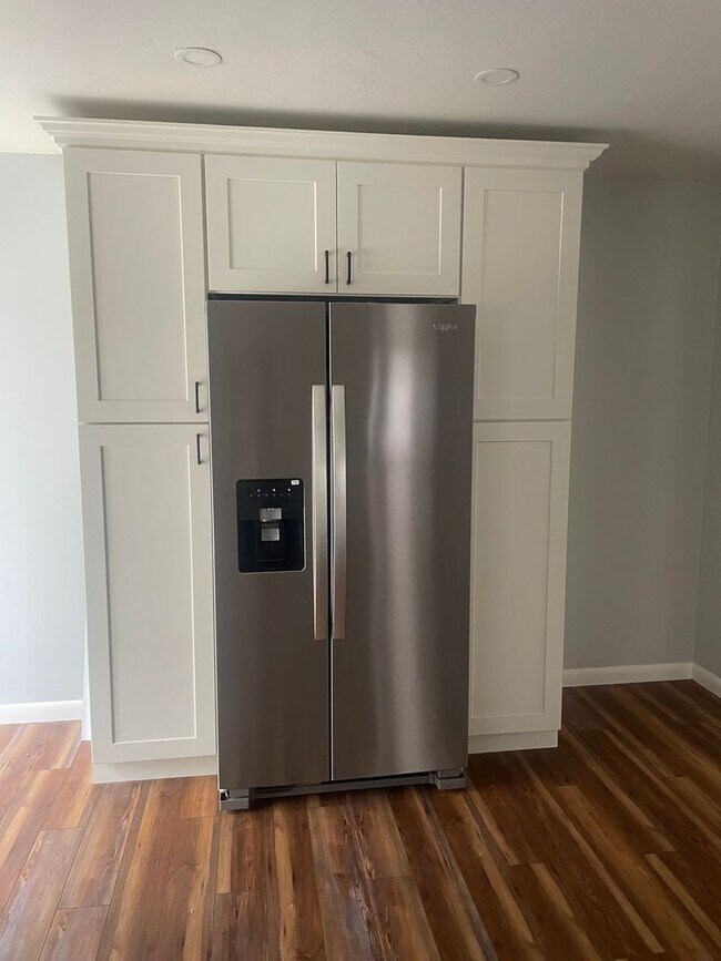 Building Photo - Knoxville 37918 - 3 bedroom, 1.5 bath home in Halls - Contact Lisa Vineyard and Shannon Russell (...