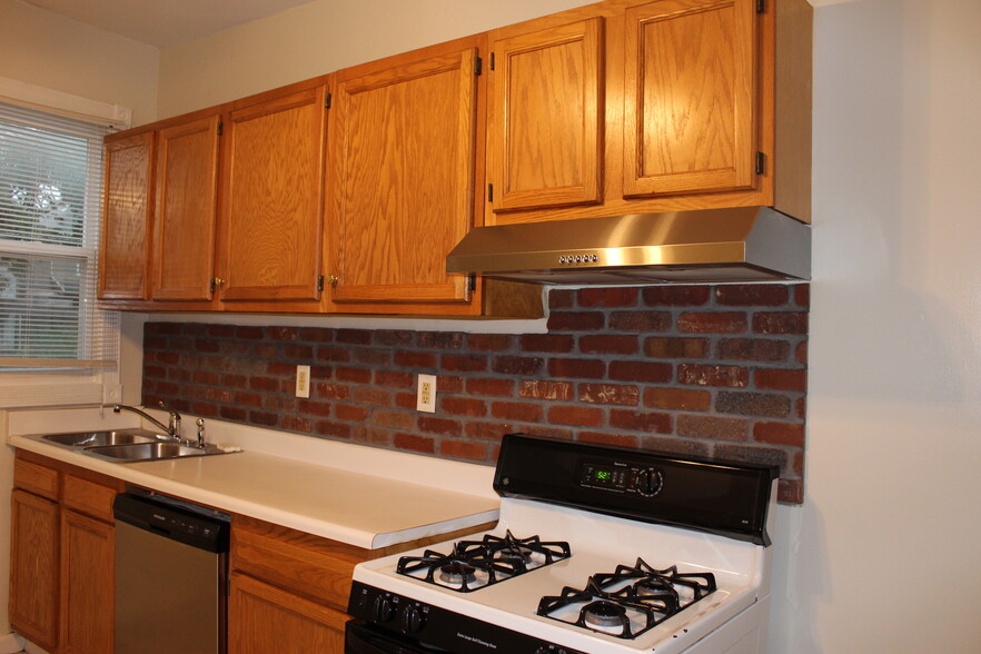 Kitchen - 88 W Maynard Ave