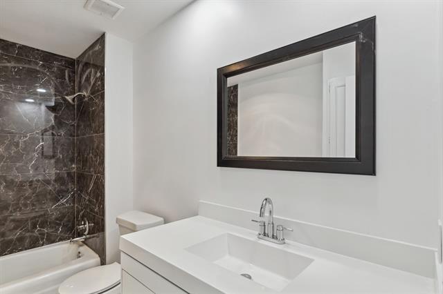 Building Photo - 2129 Richland Dr