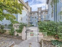 Building Photo - GREAT PRICE!! Super Cute Studio w/Parking in Fantastic Downtown Seattle Location!!