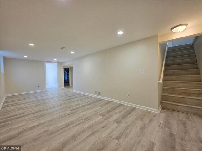 Building Photo - 1306 Woodhill Rd
