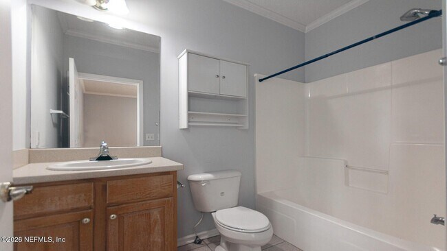 Building Photo - 3237 Mayflower St