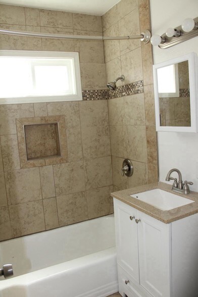Bathroom - 11029 Hesby St