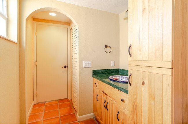 Building Photo - El Dorado Club