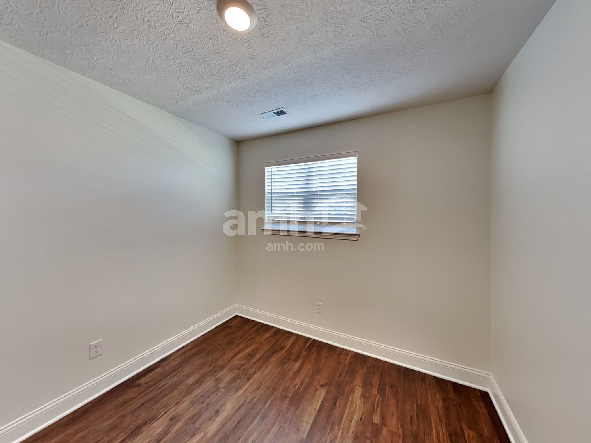 Building Photo - 12590 Dardevle Ln