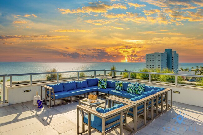 Building Photo - 777 N Ocean Dr