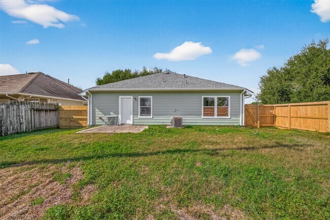 Building Photo - 9418 Belleclaire Ln