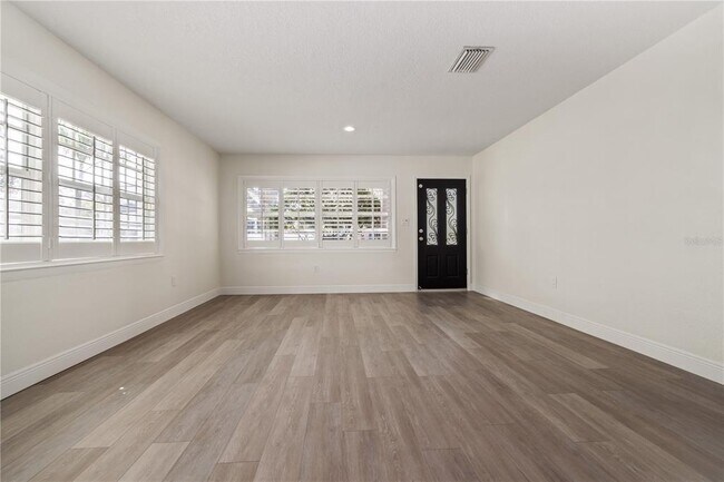 Building Photo - 5009 W Neptune Way