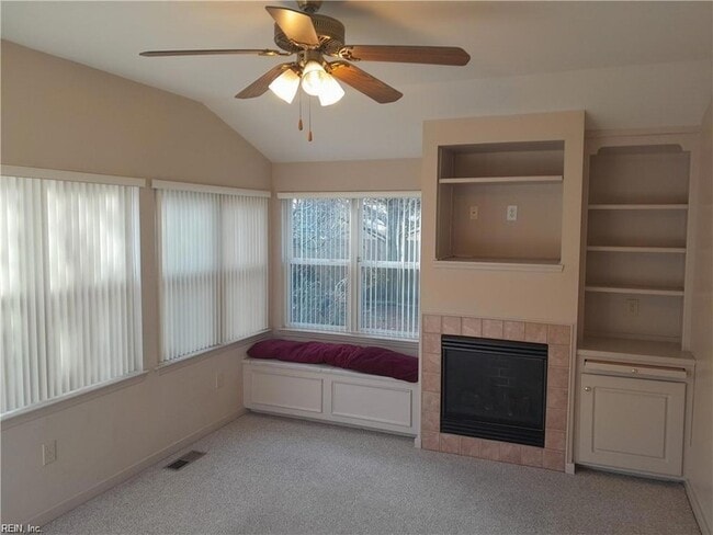 Building Photo - 4525 James Ct