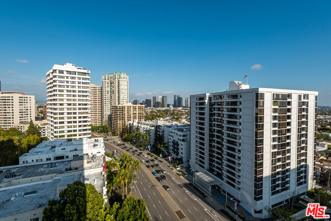 Building Photo - 10701 Wilshire Blvd