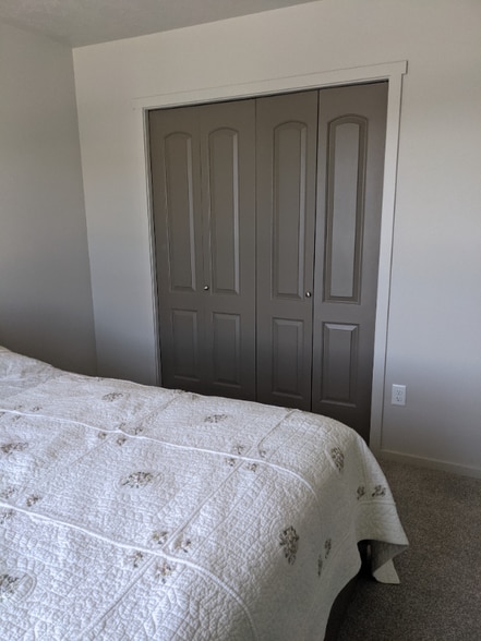 Building Photo - 5814 Sidon Ln