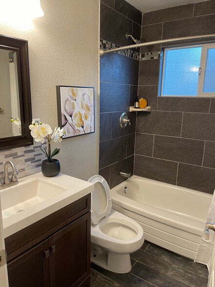 Building Photo - 3447 Tanager Cir
