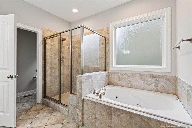 Building Photo - 95 Valley Brook Ln