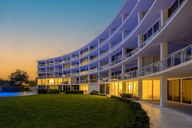 Building Photo - 1213 S Ocean Blvd