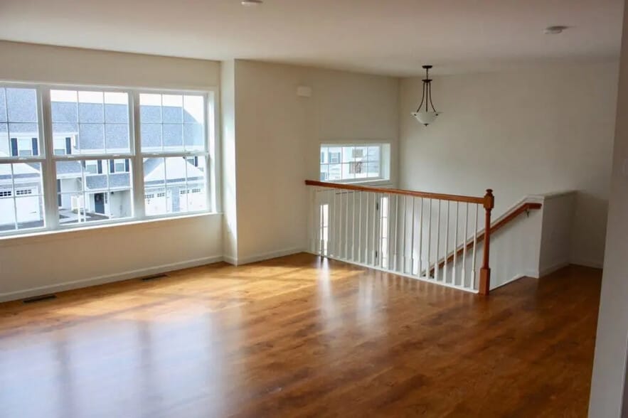 Building Photo - 760 Oak Leaf Ln