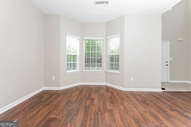 Building Photo - 5807 Goldleaf Way