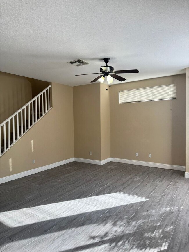 Building Photo - **Beautiful 4-Bedroom Home with Open Floor Plan, Solar, EV Charger & NO HOA**