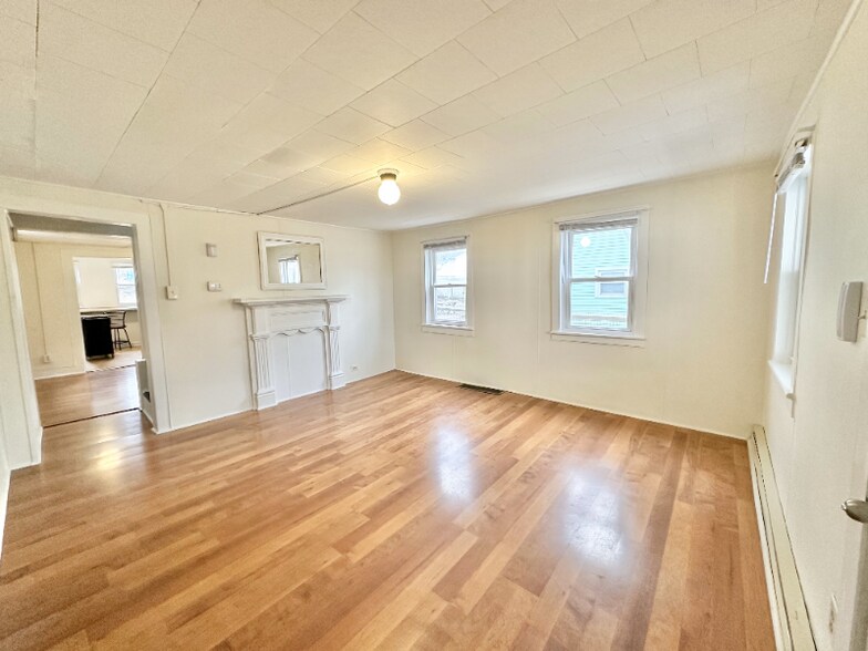Primary Photo - 1144 Upper Mulberry St