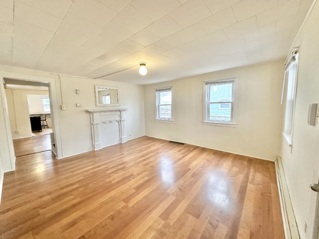 Primary Photo - 1144 Upper Mulberry St