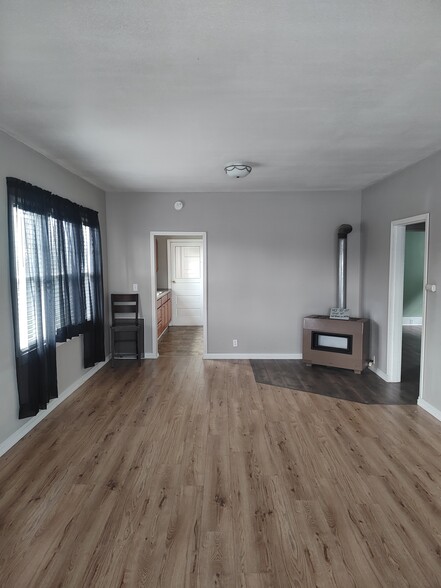 Building Photo - 301 K St