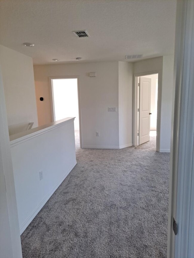 Building Photo - 1120 Papaya Cir.