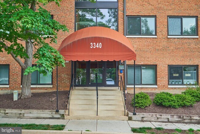 Building Photo - 3340 S 28th St