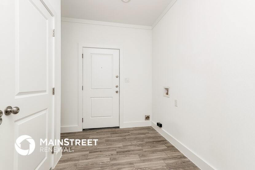 Building Photo - 4358 Larkspur St