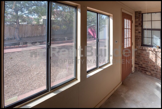 Building Photo - LEASE PENDING - PLEASE APPLY AT YOUR OWN D...