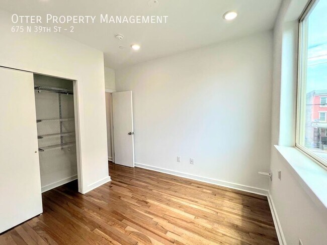 Building Photo - 675 N 39th St