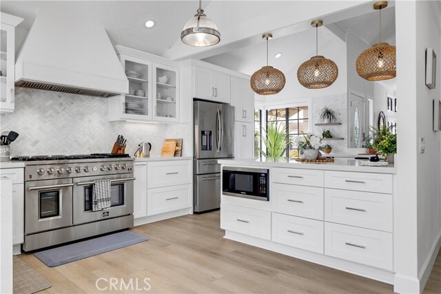 Building Photo - 25662 Cresta Loma