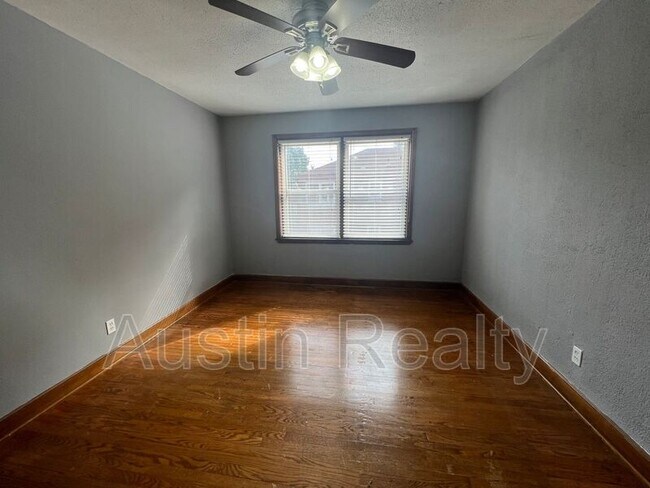 Building Photo - 7760 Wise