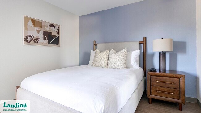 Building Photo - 2305 Aaron St