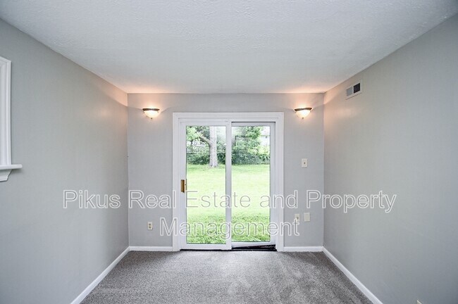 Building Photo - 3055 13th St
