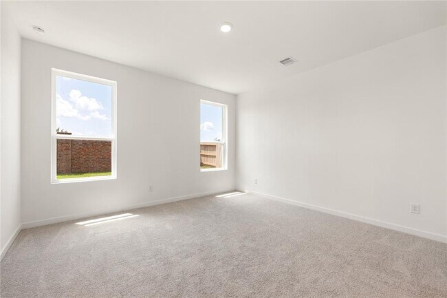 Building Photo - 13505 Harbor Pt Dr