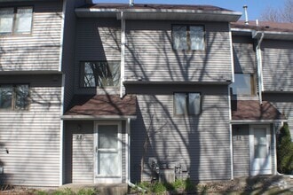 Building Photo - ***$500.00*** off June rent for signed lea...