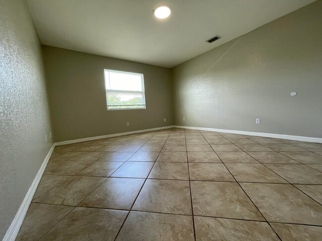 Building Photo - 2886 Harson Way