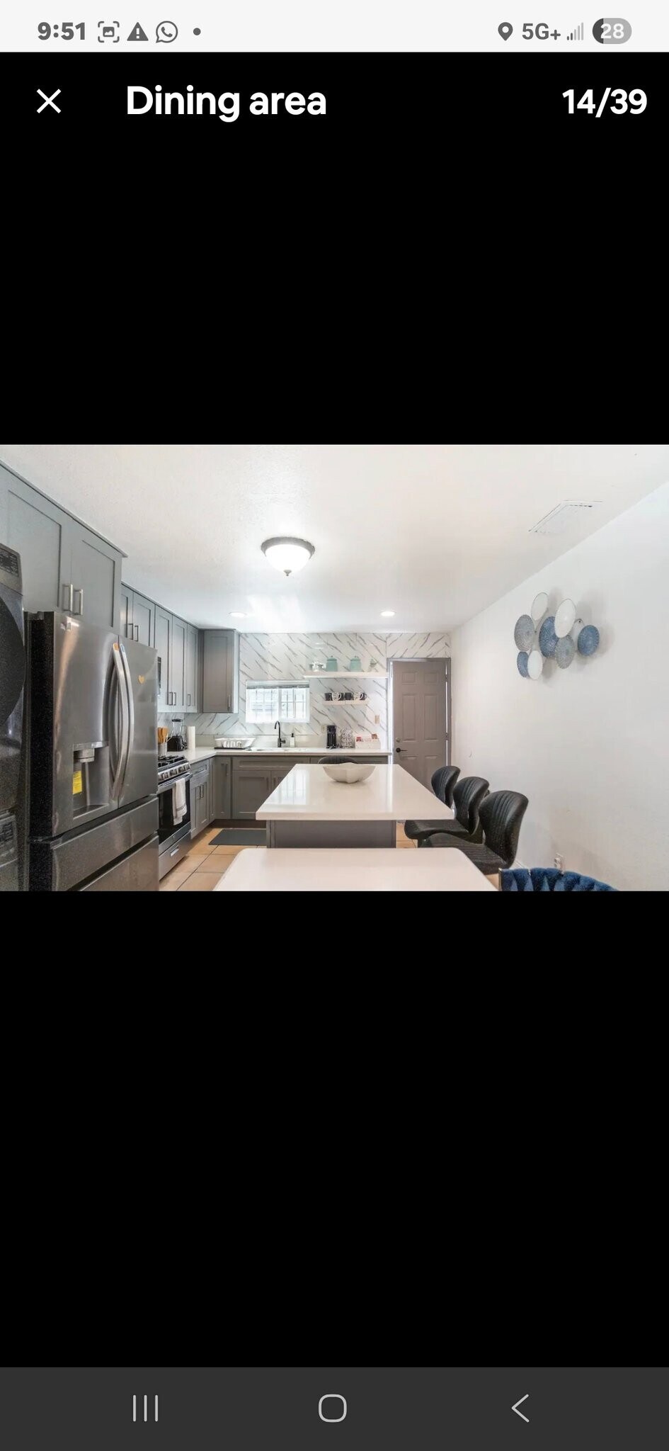 Building Photo - 933 Kenwood St
