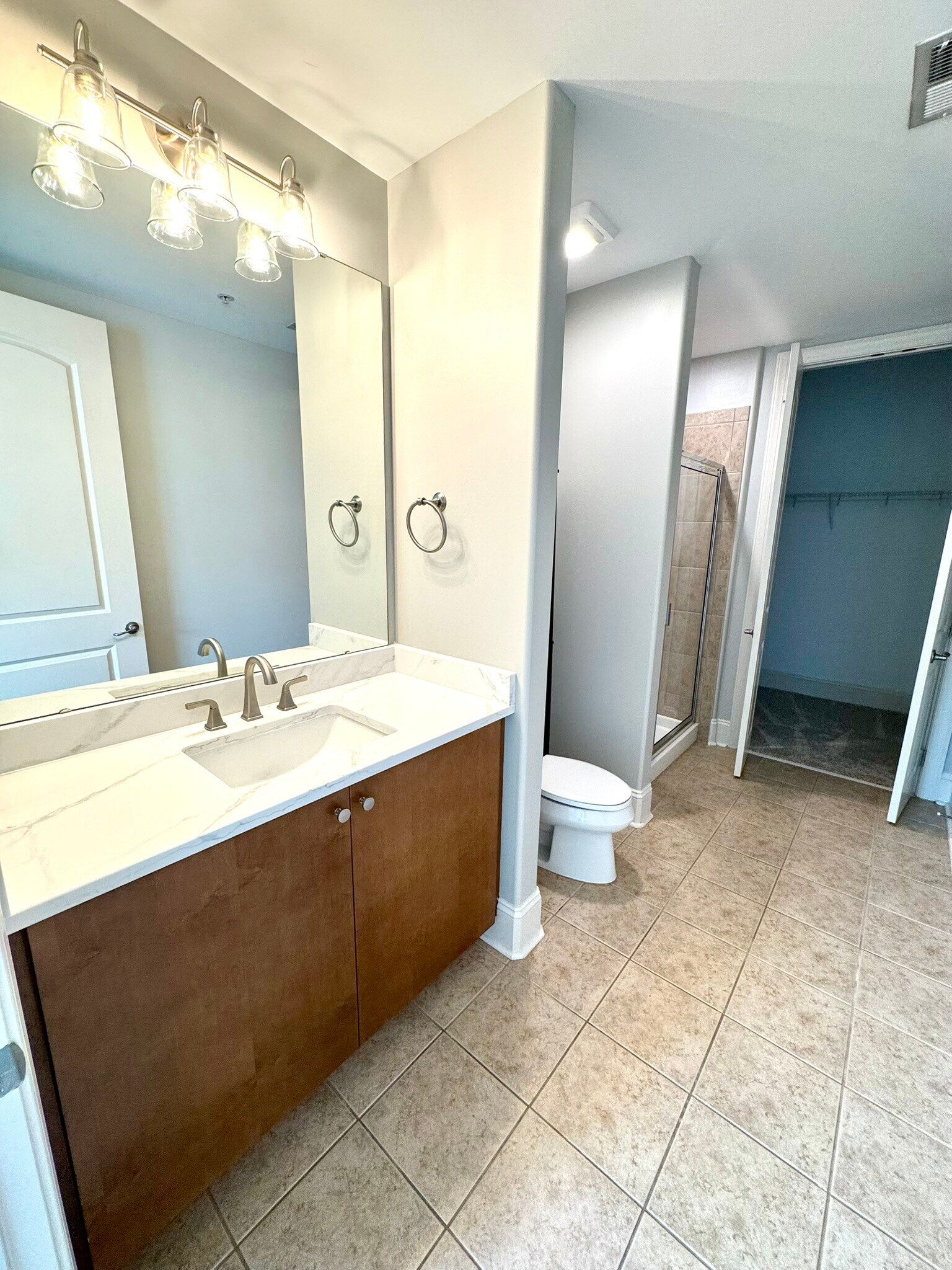 Building Photo - 4625 Piedmont Row Dr