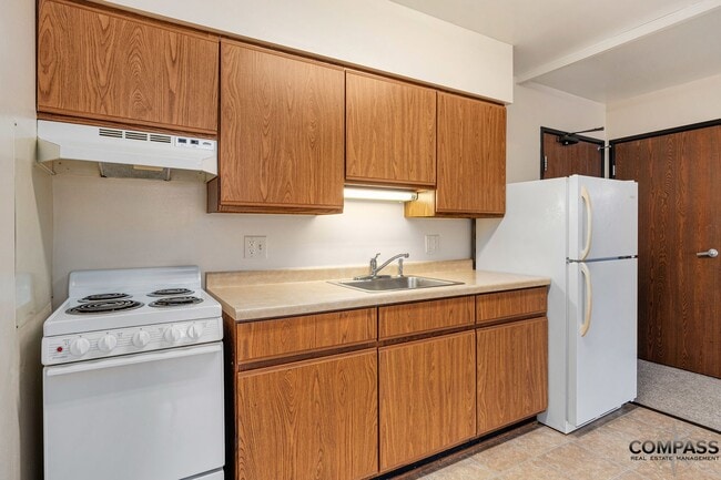 Interior Photo - 414 Doty St Apartments