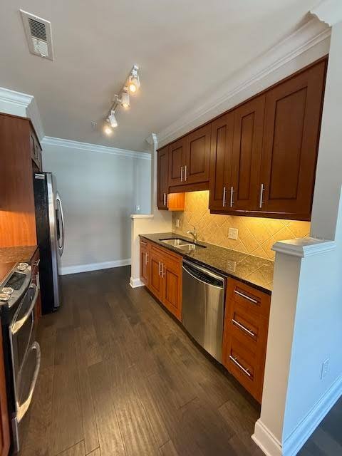 Building Photo - 6832 Main St